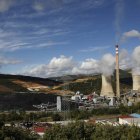 La central térmica de La Robla, con el carbón que tiene almacenado