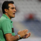 El entrenador  del equipo andaluz se resignó a su suerte.