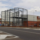 Obras de ampliación de las instalaciones de Kraft en Hospital de Órbigo, que estarán finalizadas en octubre.