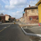 La fotografía muestra el estado avanzado de las obras de urbanización de Lorenzana.