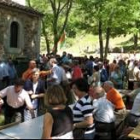 Tras la misa tuvo lugar una comida popular junto a la ermita