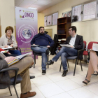 Tudanca, ayer, en la reunión con los representantes de ONG.