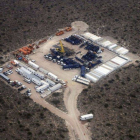 Fotografía del yacimiento Loma La Lata descubierto por la petrolera Repsol-YPF en la provincia argentina de Neuquén (oeste).