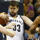 Marc Gasol se hace con un balón en la zona rival. El pívot español fue decisivo para el triunfo.