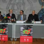Valdueza, Domínguez, González, Chamosa, López, Rosell y Domínguez, en la presentación del informe.