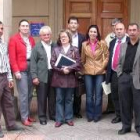 Los alcaldes populares del Órbigo tras la reunión en Benavides