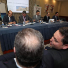 El acto organizado por Bierzo Pyme reunió a medio centenar de emprendedores. ANA F. BARREDO