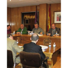 Uno de los plenos municipales de la capital del Bierzo Alto.