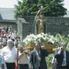 Miles de devotos participarán hoy en la romería de la Virgen de la Peña