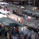 Vista aérea del mercado semanal de los martes.