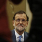 Mariano Rajoy, al inicio de su reunión con los parlamentarios del PP, este jueves.