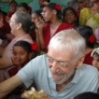 Vicente Ferrer ha muerto a los 89 años de edad de una parada cardiorrespiratoria. Llegó a La India en 1952 como misionero jesuita y desde entonces puso todo su empeño en ayudar a los más desfavorecidos.