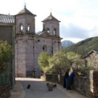Catedral de Lois, en pleno casco antiguo de la localidad.