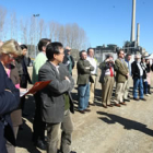 Los miembros de la Aeighg observaban ayer las obras de la planta de oxicombustión.