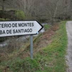 Carretera de acceso a Peñalba de Santiago, desde Ponferrada