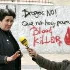 Margarita Bernal, madre del pequeño, realiza declaraciones a un periodista