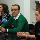 Los dirigentes de UGT —en el centro, Manuel Mayo—, ayer durante el balance del año.