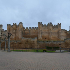 Imagen del parque del entorno del castillo. MEDINA
