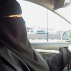 Un activista saudí conduce un vehículo, pese a estar prohibido en su país