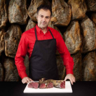 El leonés José Rosell, segunda generación al frente de la empresa Vacum Carnes de Lujo.