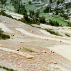 Paisaje en Robledo de Losada, con Quintanilla y Ambasaguas al fondo, y las laderas cubiertas de centeno.