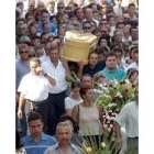 Alrededor de 1.500 personas asistieron al funeral por María Dolores