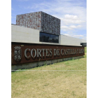 Vista exterior de la sede de las Cortes de Castilla y León en Valladolid.
