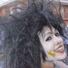 En el desfile pudieron verse decenas de caracterizaciones, como esta bruja