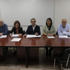 La Junta de Personal Docente de León repasó ayer las asignaturas pendientes en el nuevo curso. FERNANDO OTERO.