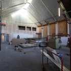 Vista del futuro auditorio de la Fundación Cerezales Antonino y Cinia. Al fondo, las cabinas de control y de traducción simultánea. MARCIANO PÉREZ.