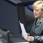 Angela Merkel, durante su intervención en el Parlamento alemán sobre la crisis de Ucrania, este jueves.