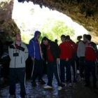 Los jugadores del Grupo Begar visitaron las Cuevas del Valporquero