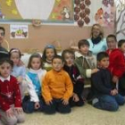 Algunos de los niños participantes en el magosto celebrado en el colegio de Cistierna