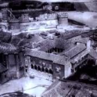 Vista aérea del palacio y el castillo de Grajal de Campos