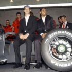 Los pilotos de la Hispania, Bruno Senna y el indio Chandhok.