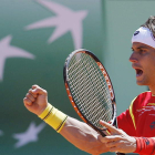El tenista español David Ferrer celebra su victoria sobre el austríaco Melzer que pone a la Armada en semifinales de la Davis.