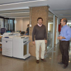 El alcalde y el concejal de Urbanismo, tras la Junta de Gobierno Local de ayer en el nuevo edificio.