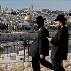 Ultraortodoxos israelís en el Monte de los Olivos de Jerusalén.