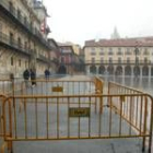El apuñalamiento se produjo en la Plaza Mayor, al lado mismo del antiguo edificio del Ayuntamiento
