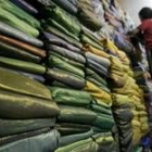 Almacén de telas en Indonesia, de donde no pocas marcas de lujo europeas importan sus productos