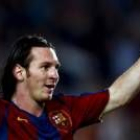 Messi celebra el primer gol con el gesto típico de Ronaldinho