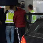 Un momento de la operación de los Mossos y la Policía Nacional.