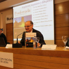 José Antonio Balboa, Vicente Fernández y Luis Grau, durante la presentación del libro.