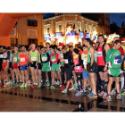 La carrera sénior de la San Silvestre reunió en la línea de salida a 416 dorsales. A la derecha Celada (2) que repetía en lo más alto del podio.