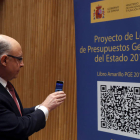 El ministro de Hacienda, Cristóbal Montoro, en la presentación de los PGE 2017. EFE