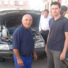 Angulo (derecha) presentó el Ecofa en Soto en julio del 2007