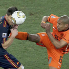 De Jong entra en falta a Xabi Alonso en un lance bastante habitual en la «orange»