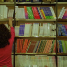 Libros de texto en una librería de León