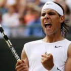 El tenista español Rafael Nadal celebra su victoria ante el letón Ernests Gulbis