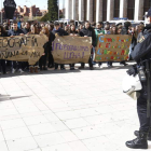 Un momento de la manifestación que ayer recorrió el centro de la capital leonesa.